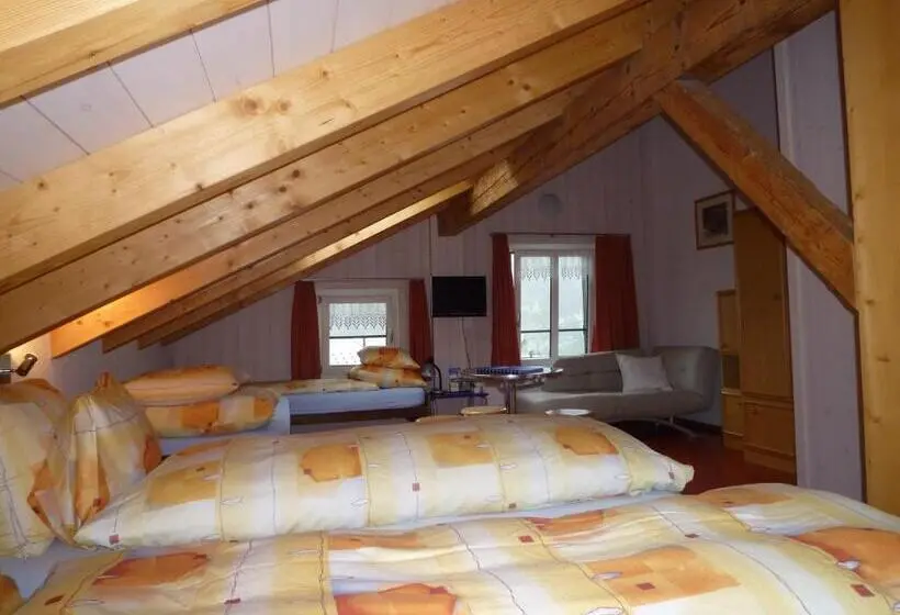 ファミリールーム, Esthers Guesthouse