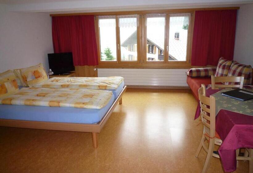 חדר סטנדרט חדר אמבטיה משותף, Esthers Guesthouse