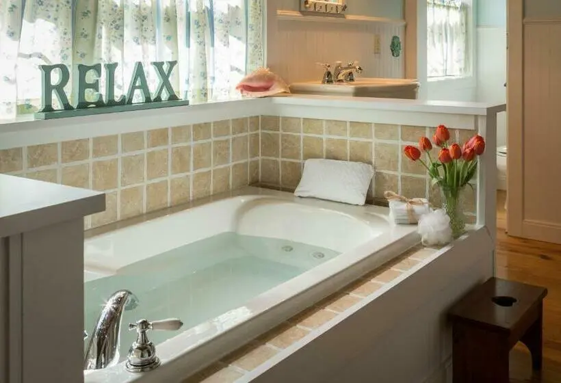 クイーンサイズベッドのスタンダードルーム, Tiffany S Bed And Breakfast