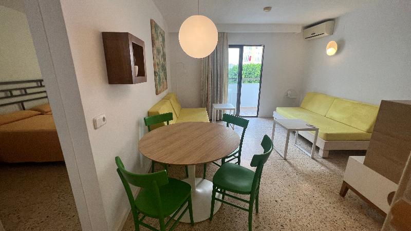 דירת חדר, Poniente Playa Apart