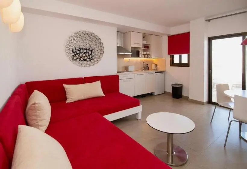آپارتمان پرمیوم 1 خوابه با چشمانداز دریا, Aparthotel Boutique Poniente Playa