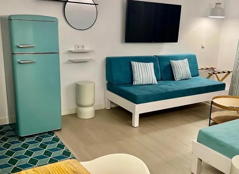 2 Bedroom Premium Apartment with Balcony, Aparthotel Boutique Poniente Playa