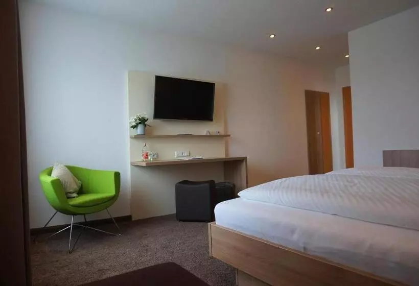 コンフォートトリプルルーム, Flair Hotel Grüner Baum