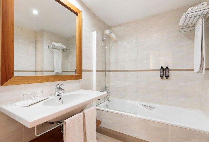 اتاق استاندارد یک نفره, Best Aranea