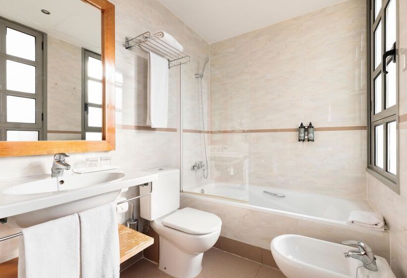 اتاق سوپریور, Best Aranea