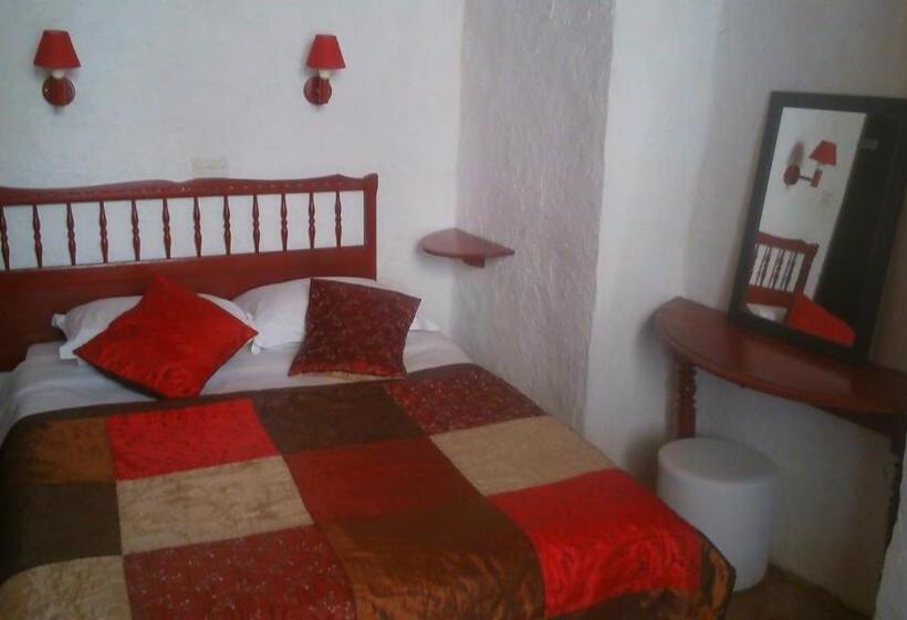 غرفة قياسية فردية, Auberge Cocagne