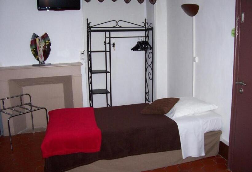 Номер Стандарт, Auberge Cocagne