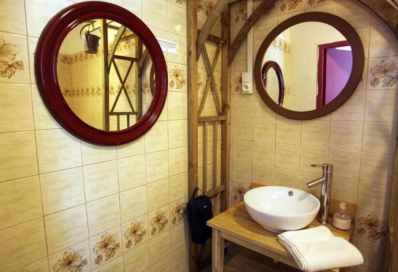 Семейный Номер Классика, Auberge Cocagne