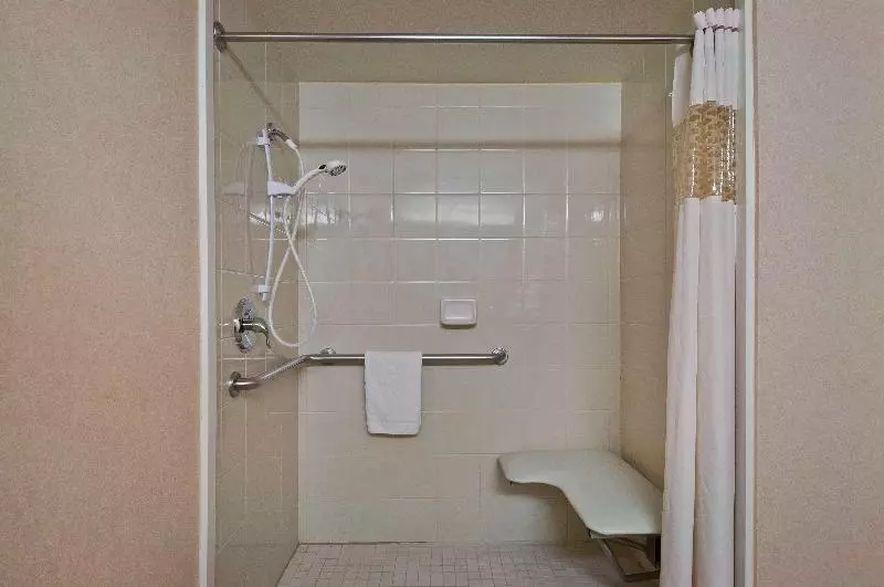 キングサイズベッドのスタンダードルーム, Hampton Inn Phoenix/anthem