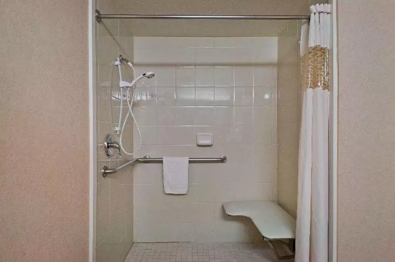 キングサイズベッドのスタンダードルーム, Hampton Inn Phoenix/anthem