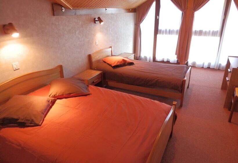 חדר סטנדרט לשלושה, Hôtel Le Christania