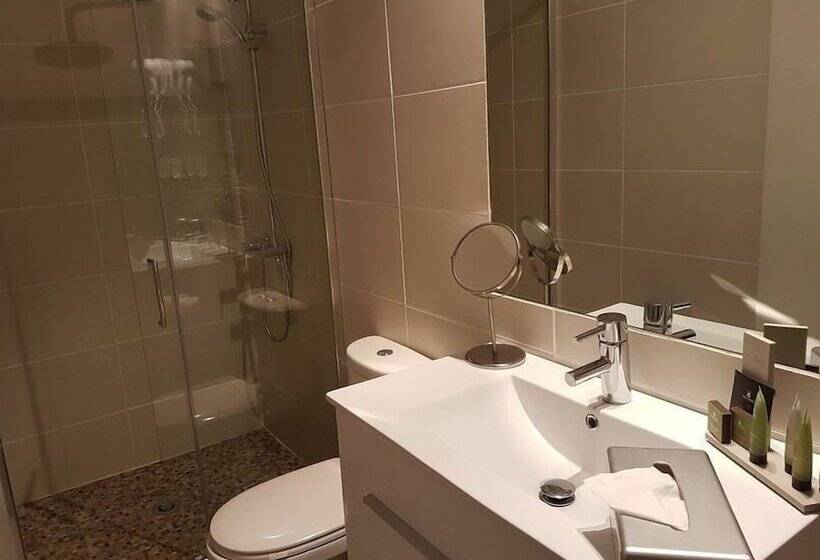 חדר סטנדרט נוף לים, Hôtel Le Niobel   Hôtel De Charme