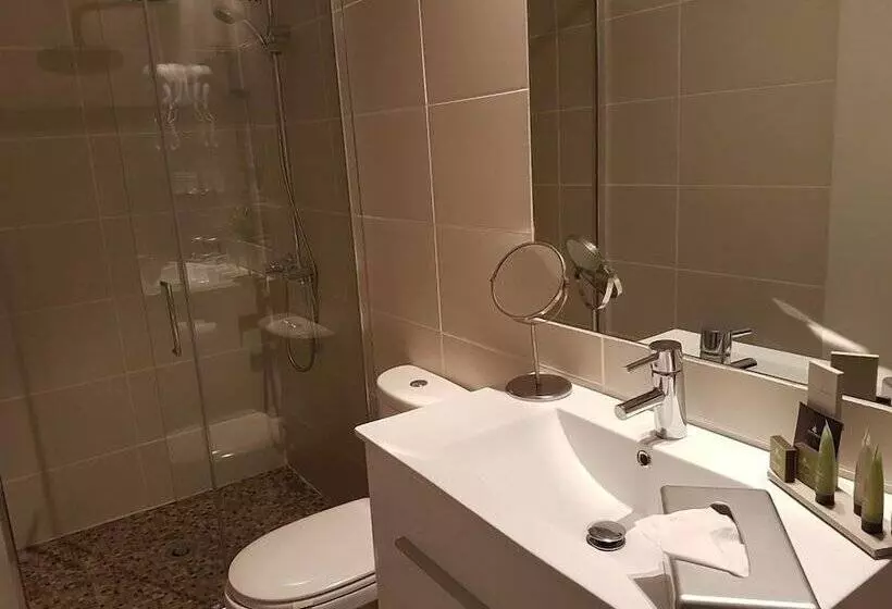 オーシャンビュースタンダードルーム, Hôtel Le Niobel   Hôtel De Charme
