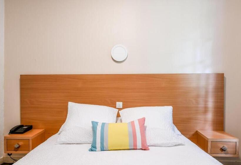Номер Стандарт, Hôtel Val Flores Logis