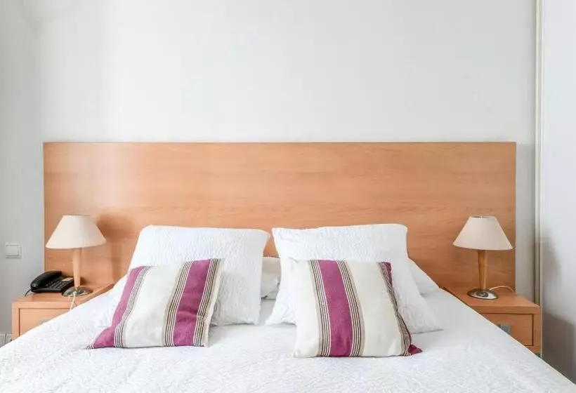 コンフォートルーム, Hôtel Val Flores Logis
