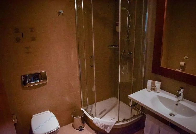 اتاق استاندارد با چشمانداز دریا, Iaki Conference & Spa