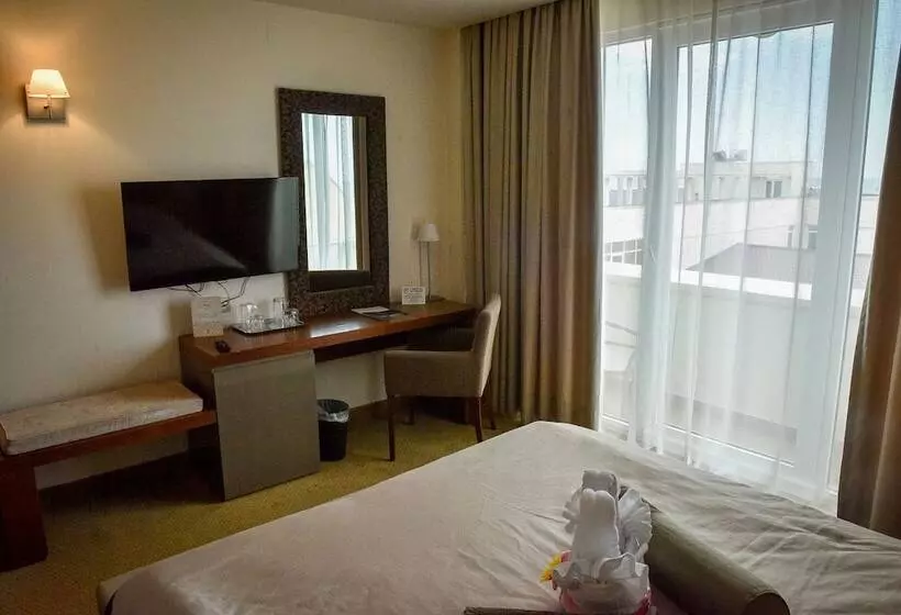 اتاق استاندارد با چشمانداز دریا, Iaki Conference & Spa