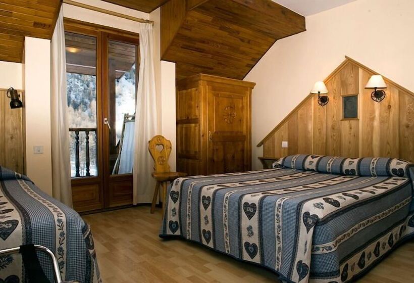 标准三人间, Hôtel Spa La Cascade