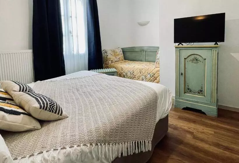اتاق استاندارد با تخت بزرگ, Logis Hôtel De La Tête Noire
