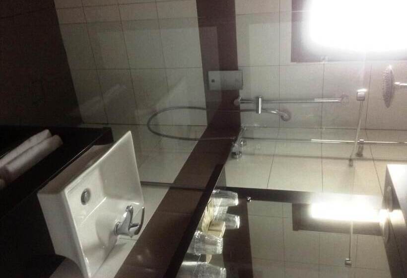 스탠다드 룸, Logis Le Pont De Champ