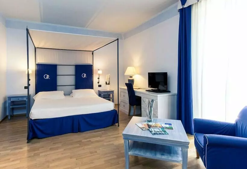Superior Neljän Hengen Huone, Th Tirrenia   Green Park Resort