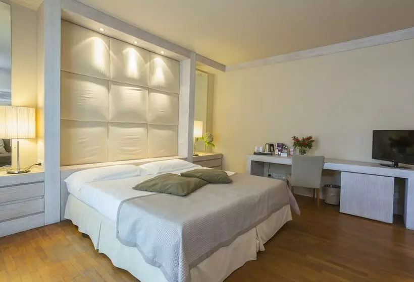 Deluxe-huone, Th Tirrenia   Green Park Resort