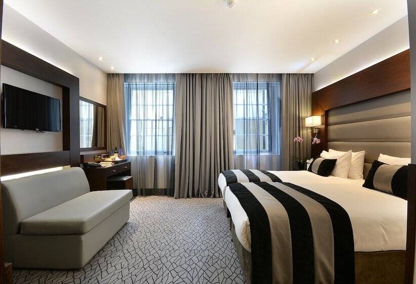 Номер Клуб, Park Grand London Lancaster Gate