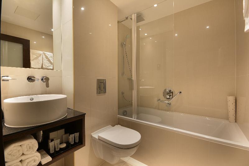 Номер Deluxe, Park Grand London Lancaster Gate