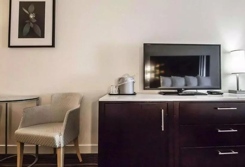 اتاق استاندارد, Quality Hotel Airport South