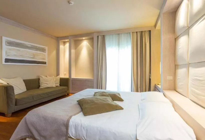 Deluxe-huone, Th Tirrenia   Green Park Resort
