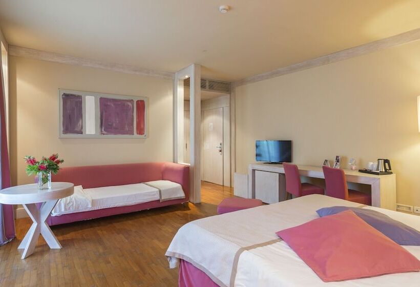 Трехместный Номер Deluxe, Th Tirrenia   Green Park Resort