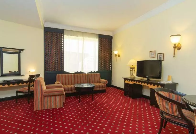 اتاق استاندارد, Millennium Airport Hotel Dubai