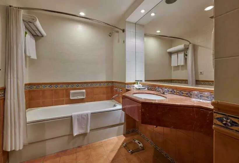 اتاق استاندارد, Millennium Airport Hotel Dubai
