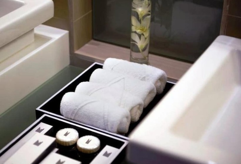 اتاق سوپریور با تخت بزرگ, Millennium Airport Hotel Dubai