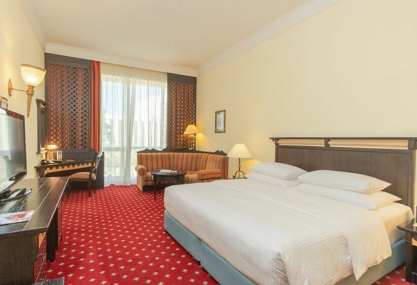 اتاق لوکس با تخت بزرگ, Millennium Airport Hotel Dubai