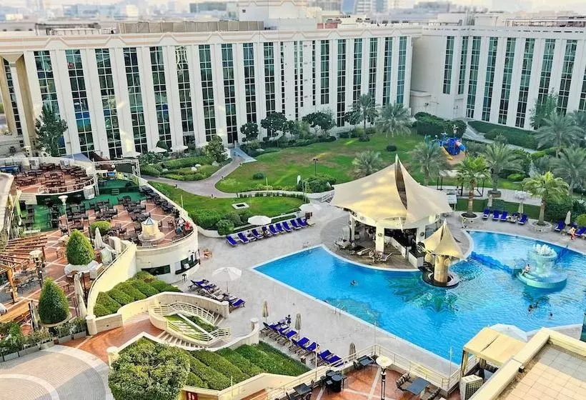 اتاق لوکس, Millennium Airport Hotel Dubai