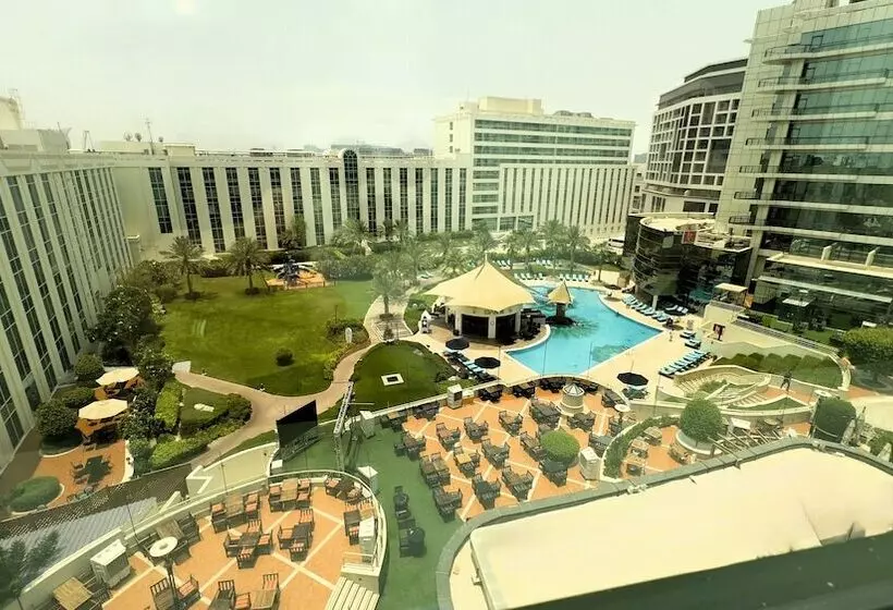 اتاق لوکس, Millennium Airport Hotel Dubai