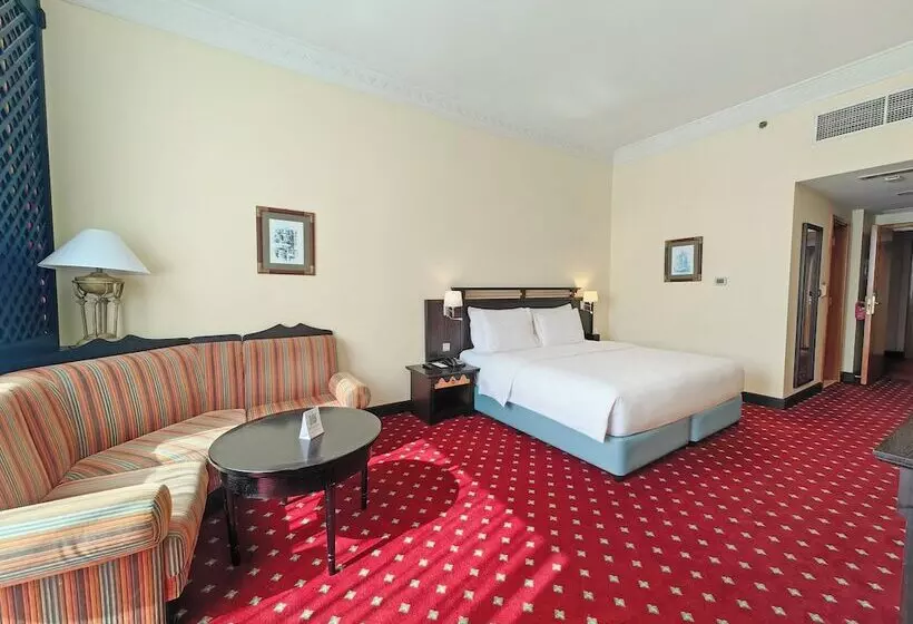 اتاق لوکس, Millennium Airport Hotel Dubai