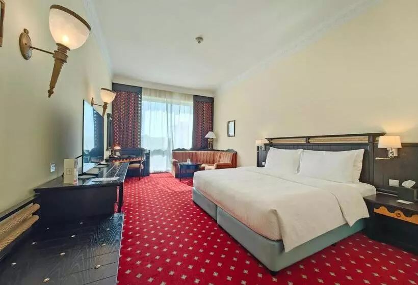 اتاق لوکس با تخت بزرگ, Millennium Airport Hotel Dubai
