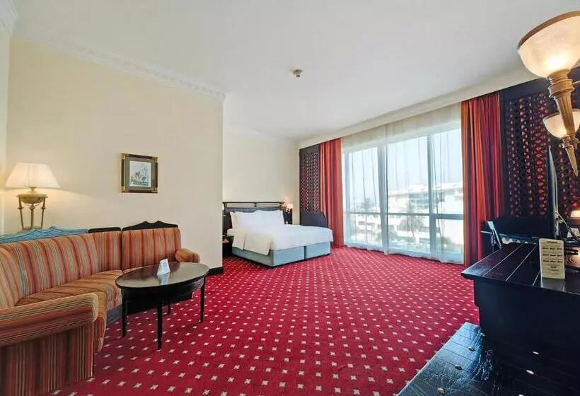 اتاق لوکس با تخت بزرگ, Millennium Airport Hotel Dubai