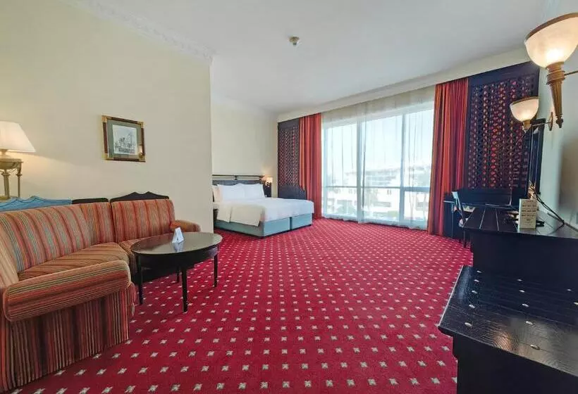 اتاق لوکس با تخت بزرگ, Millennium Airport Hotel Dubai