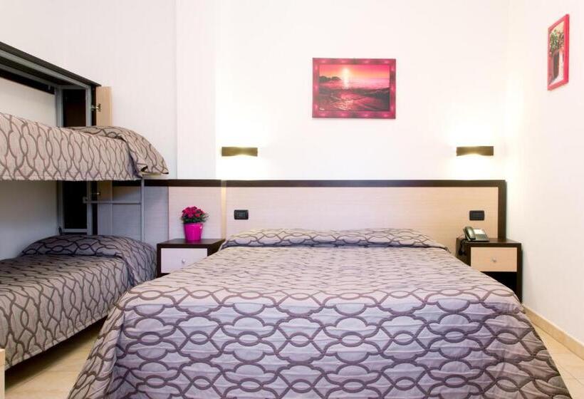 غرفة سوبيريور رباعية, Albergo Il Giardino