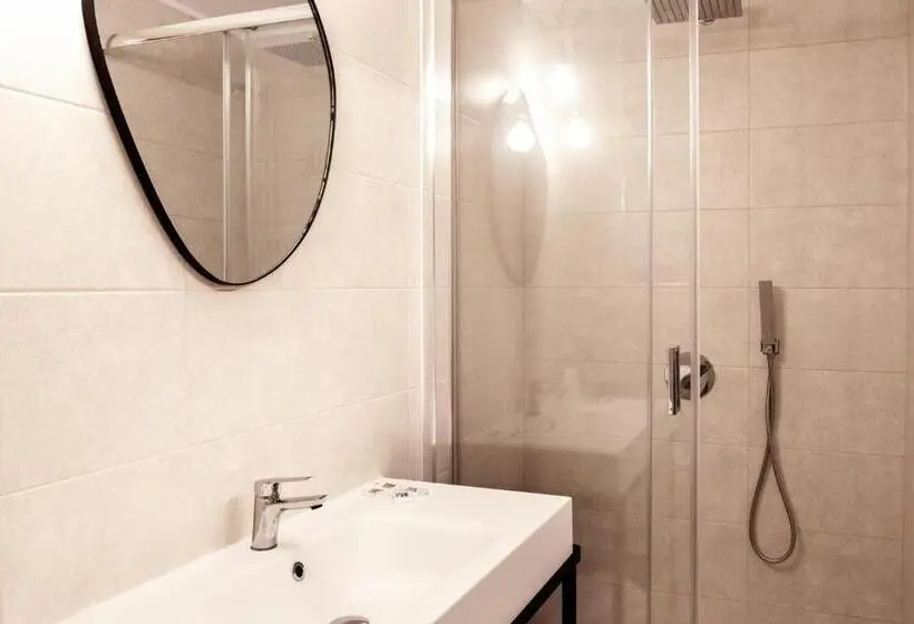 اتاق لوکس, Albergo Il Giardino