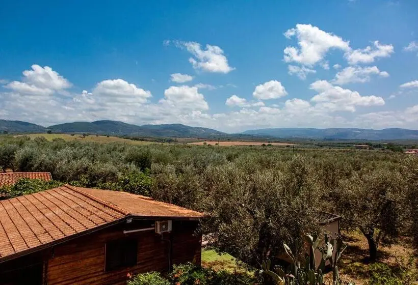 سوئیت جونیور با تراس, Albergo Il Giardino