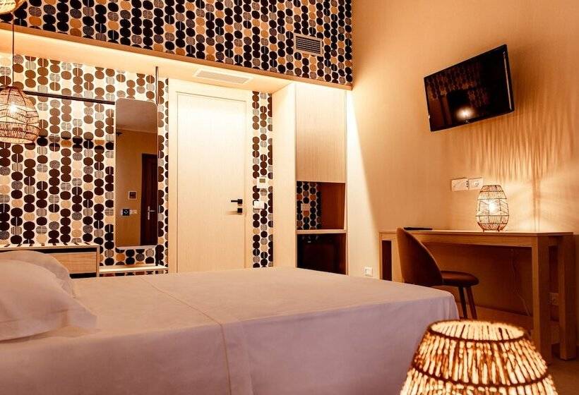 جناح جونيور, Albergo Il Giardino