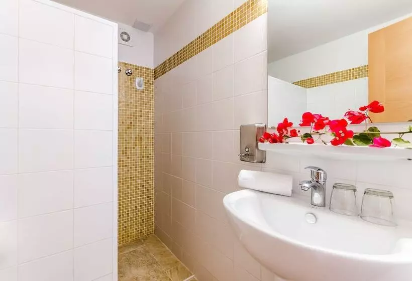 آپارتمان 1 خوابه, Apartamentos Blancala