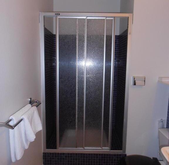 غرفة إقتصادية, Auberge D Andaines