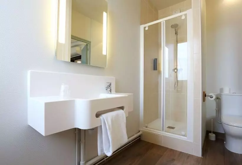 اتاق استاندارد, B&b Hotel Chaumont
