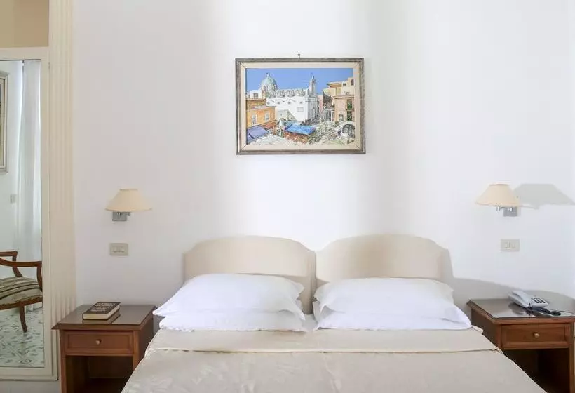 اتاق استاندارد با چشمانداز باغ, Bellavista