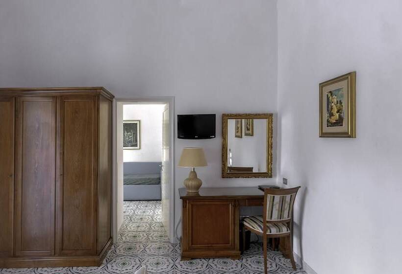 Полулюкс Вид на Море, Bellavista